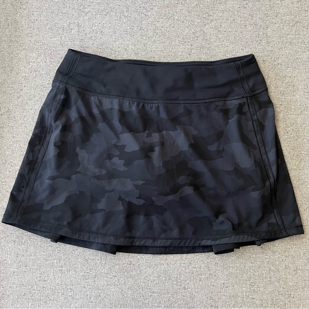 Lululemon pace revival skirt camo